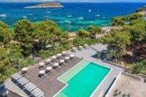 Fergus Pax- Adults Only Hotell